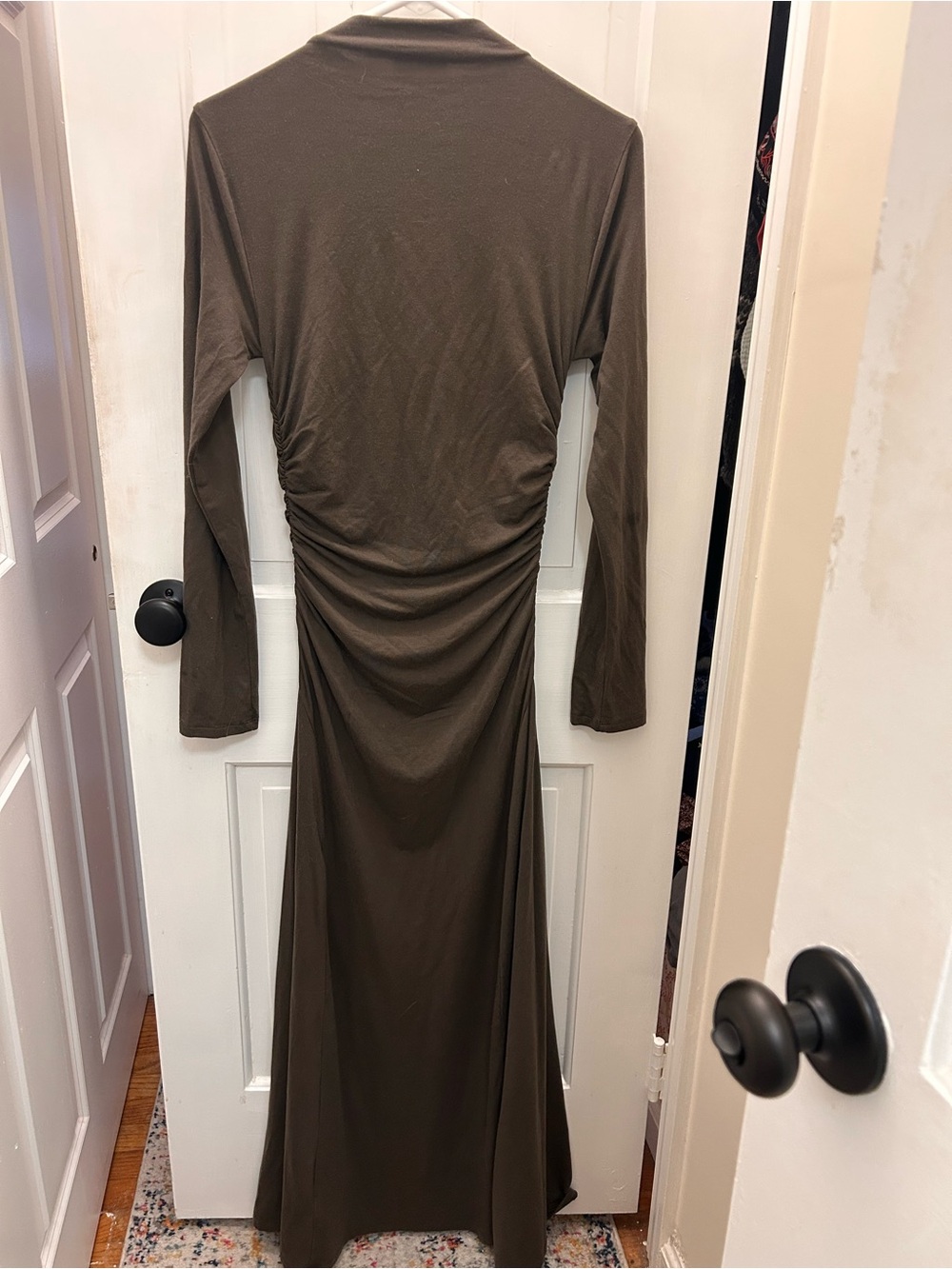 REFORMATION NEMY DRESS IN OLIVE GREEN SIZE SMALL - Picture 2 of 9